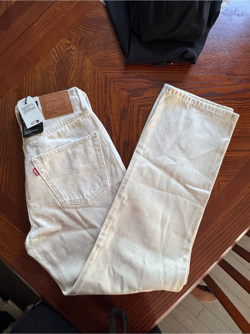 Levi's Cream/Off-White Straight Leg Jeans
